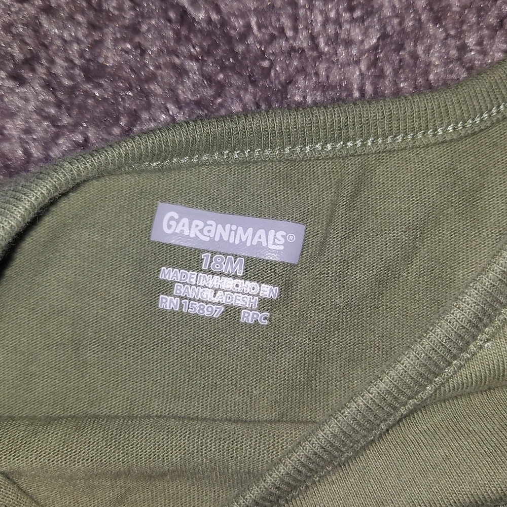 Onsie - Picture 5 of 5